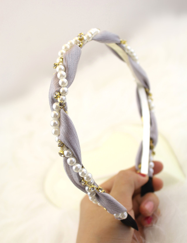 Korean New  Round Pearl Diamond Wave-shaped Cloth Headband display picture 16