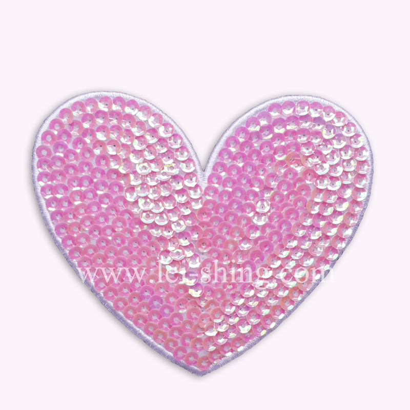 心形珠片绣 蝴蝶结绣花 电脑珠片绣可来样定制