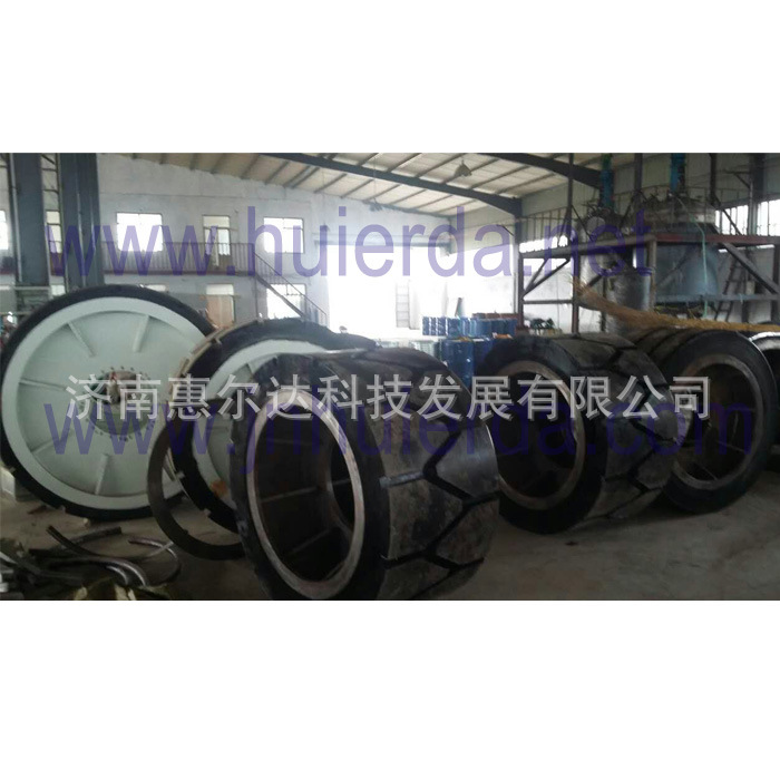 厂家生产矿用聚氨酯填充实心轮胎36x12.5-20 填充轮胎矿用轮胎
