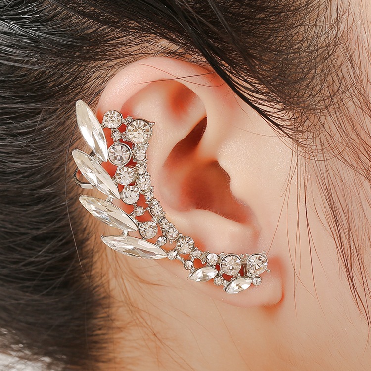 Punk Hollow Alloy Diamond Ear Bone Clip display picture 5