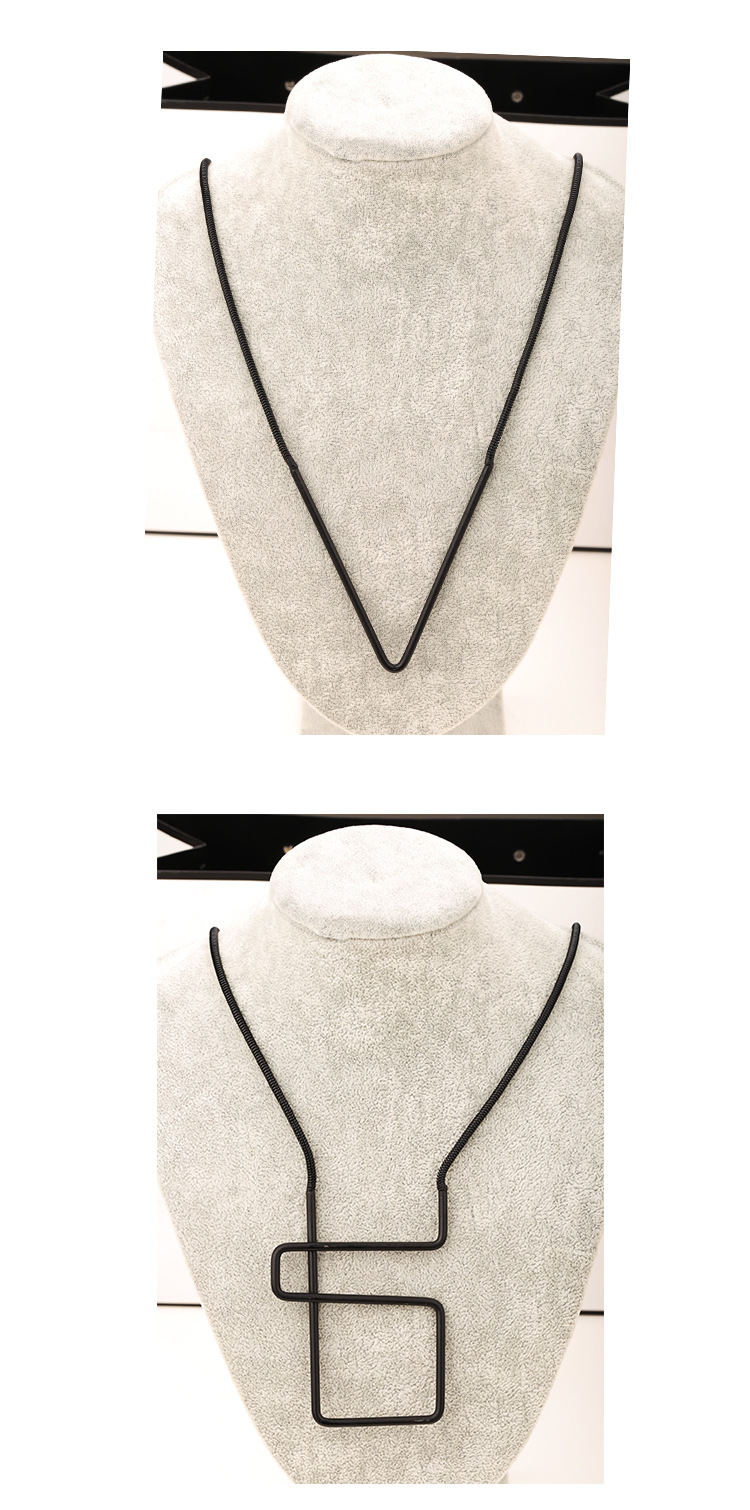 45g Weight Necklace Classification Wedding, Travel Occasion Alloy Material Geometric Pattern Women'S Gender Plating Design Fashion Style Fashion Black Rope Labyrinth Necklace 7