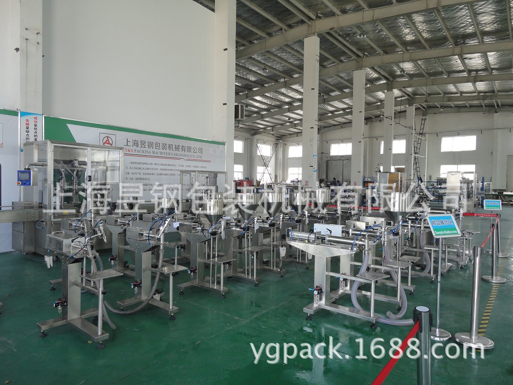 半自动液体、膏体灌装机、化妆品、洗发水灌装机