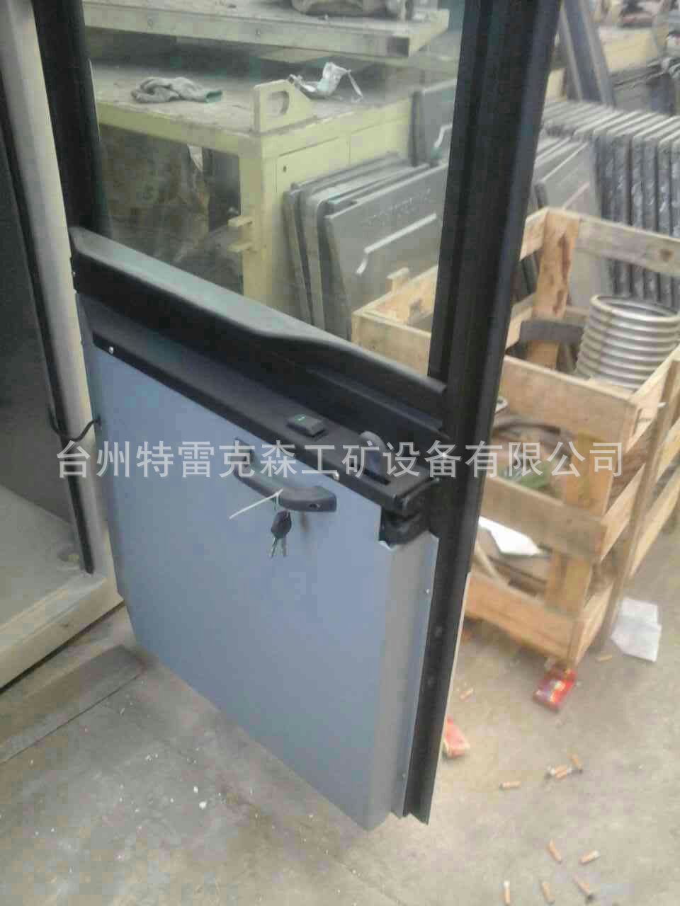 TEREX PARTS 供应特雷克斯原厂矿车配件  TR35左门15251515