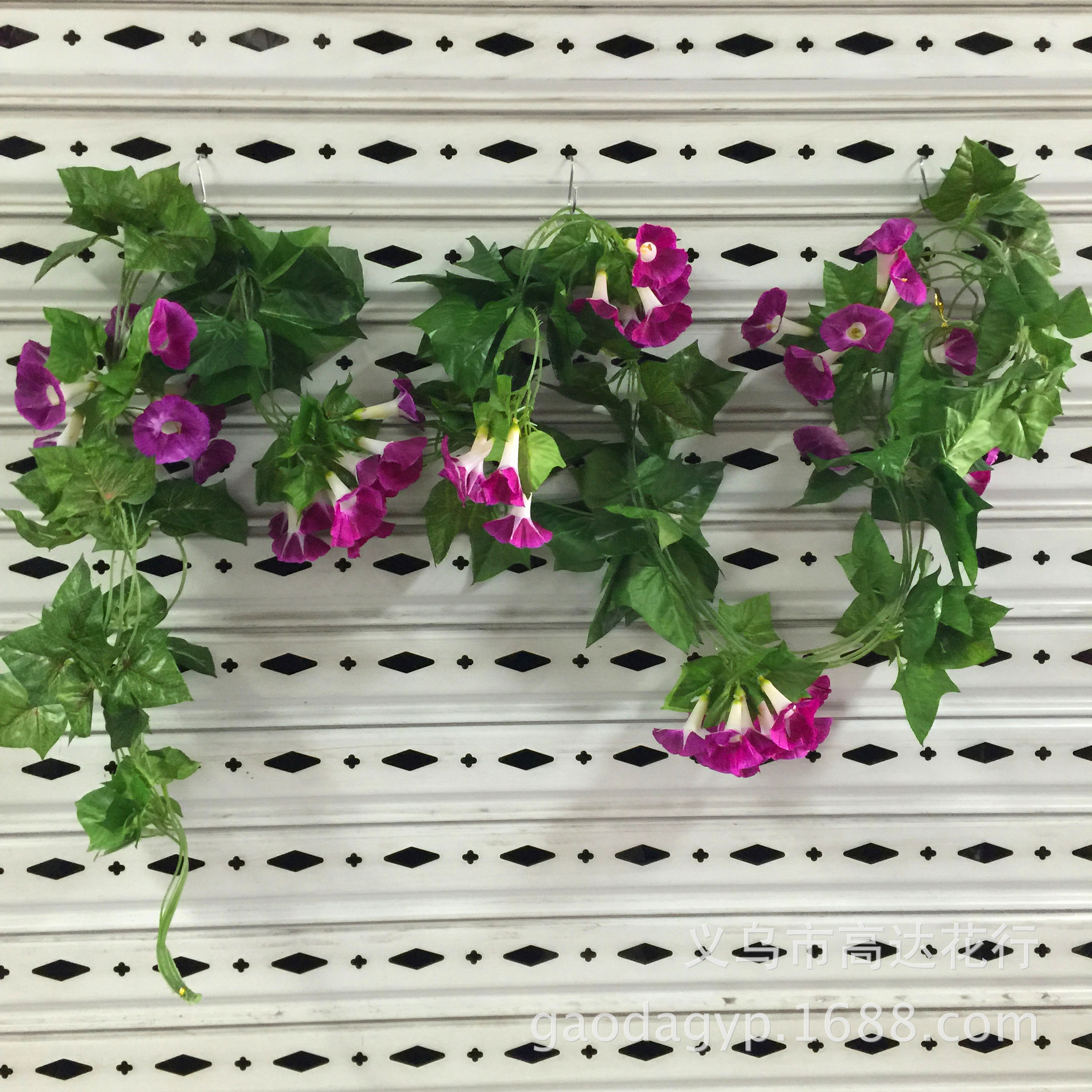 18号大千牛花条