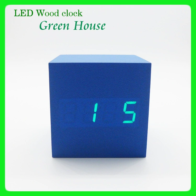 New creative "Recommended" beautiful new wood grain home quiet voice control LED wooden clock electronic desktop alarm clock