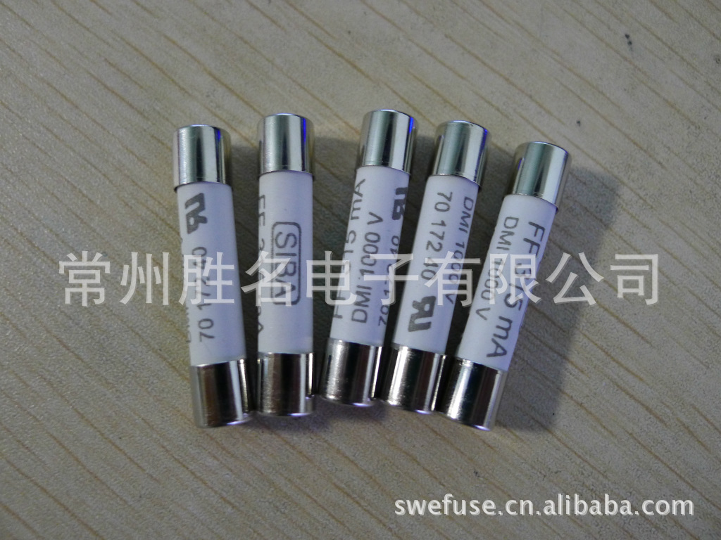 西霸保险丝 SIBA T4A H500V 6*32 7006565 UR Ul 熔断器原装品质