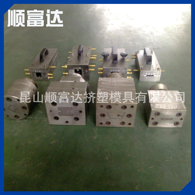 销售 各种塑料方管挤出模具 扁管挤出模具