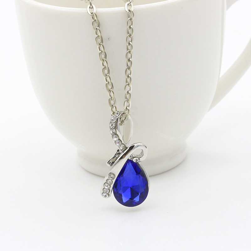 Water Droplets Women's Pendant Necklace display picture 1