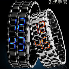 厂家特价批发超酷韩版链条手表  LED情侣款熔岩电子表爆款