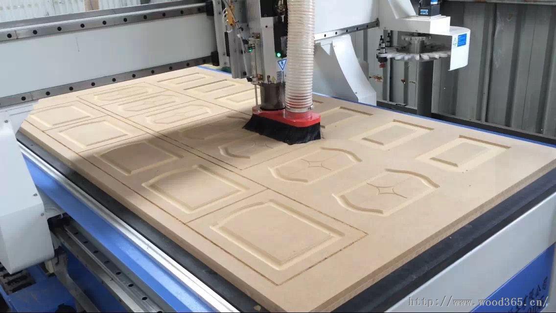 1325木工雕刻机 CNC电脑数控真空吸附 红木家具实木门雕