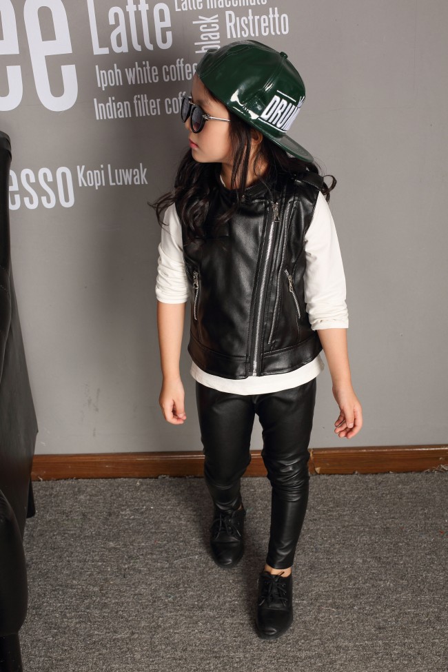 Gilet enfant en cuir - Ref 2069356 Image 18