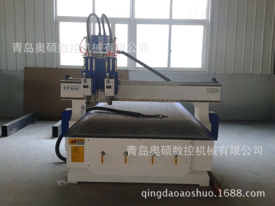 奥硕茶几脚线雕刻机 MDF数控木工雕刻机 实木门雕刻机 CNC数控雕刻机