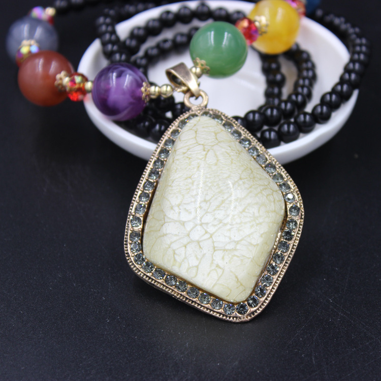 2527968332_1687920230