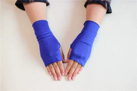 成人帽;其它多件套;成人手套