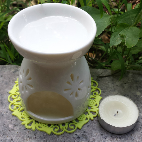 Manufacturer Direct Sales Cherry Blossom Ceramic Ornament Night Light Essential Oil Burner Creative Mini Aromatherapy Lamp Essential Oil Candle