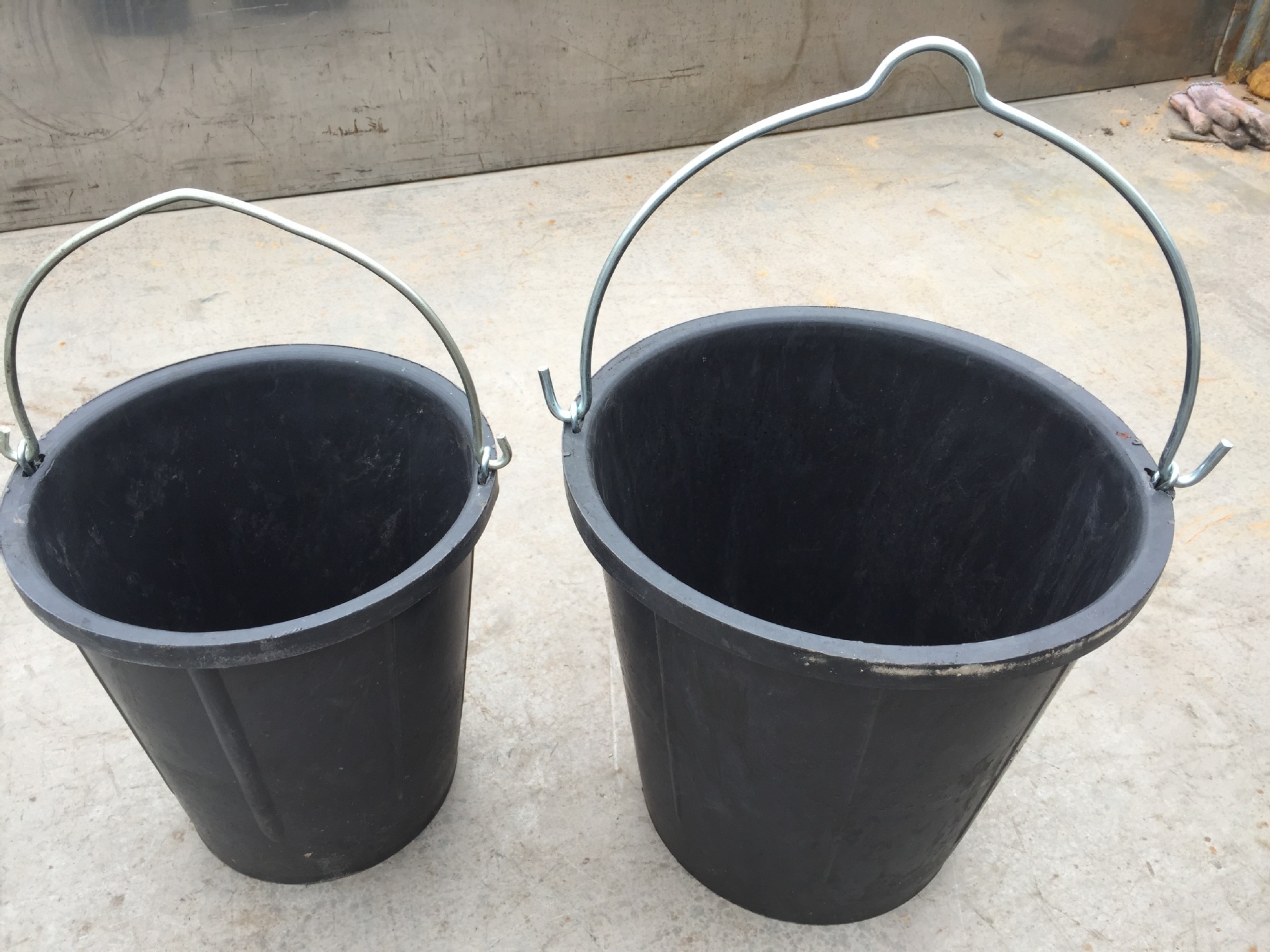 工厂直供橡塑桶，耐油桶，耐酸桶，船用桶，防爆桶，特种胶桶