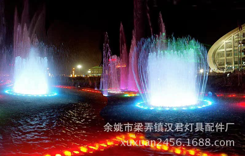 953745_095703038212_2