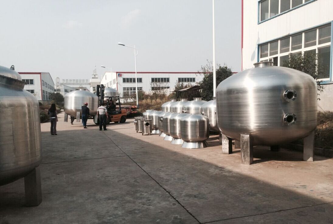 厂家供应泳池水处理设备、不锈钢顶式砂缸、洗浴沙缸过滤器