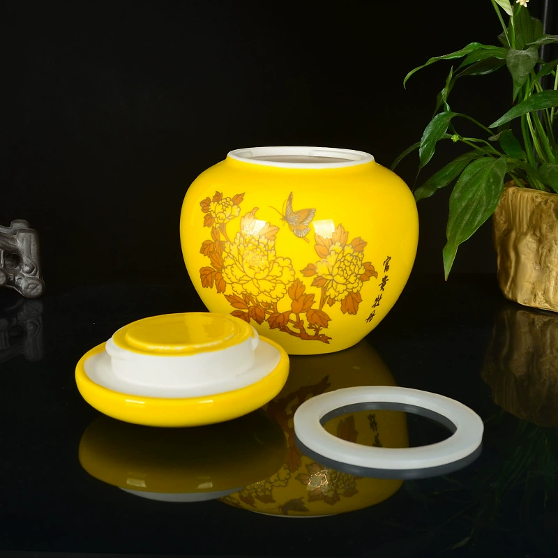 Yellow glaze peony internal thread ceramic honey jar cosmetic paste square jar tea jar porcelain bottle ceramic sealed jar