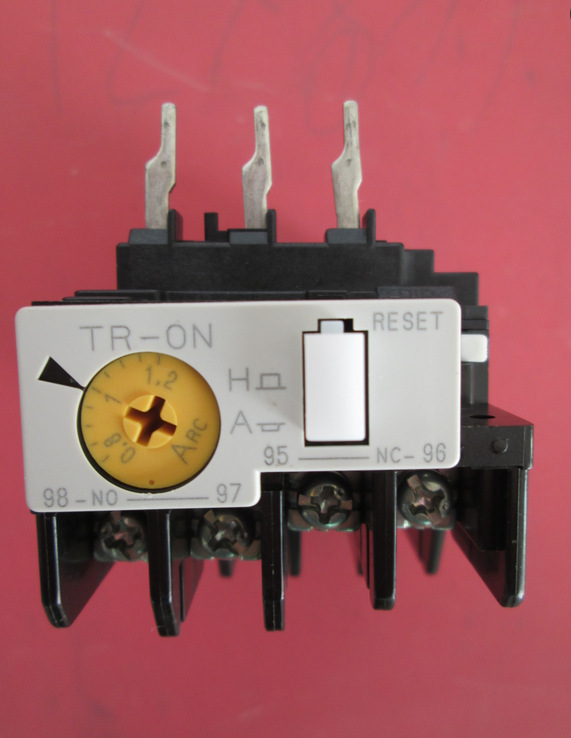 热继电器  TR-ON/TR13N （0.8-1.2A ）