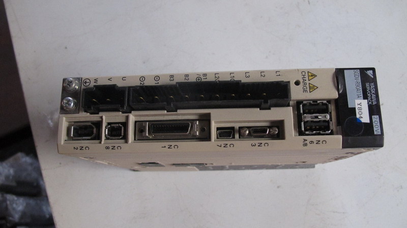 台州信达 二手安川驱动器 SGDV-R90A11AY804 保修三个月 询价