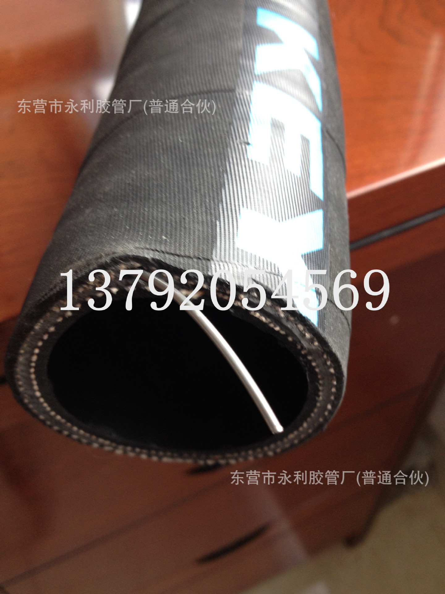 耐磨防静电出口橡胶钢丝油管吸排油专用橡胶软管