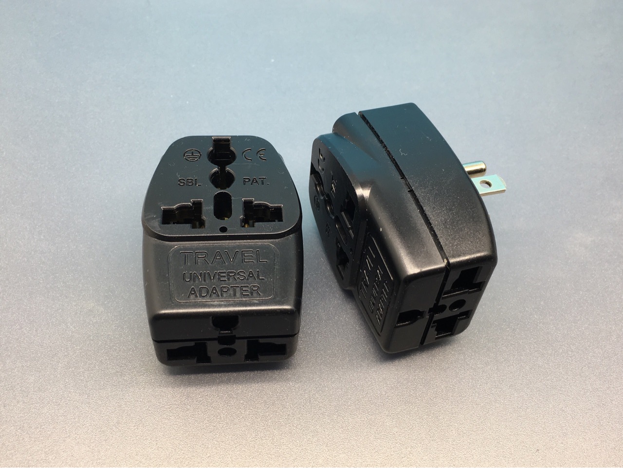 美规一转三转换插头