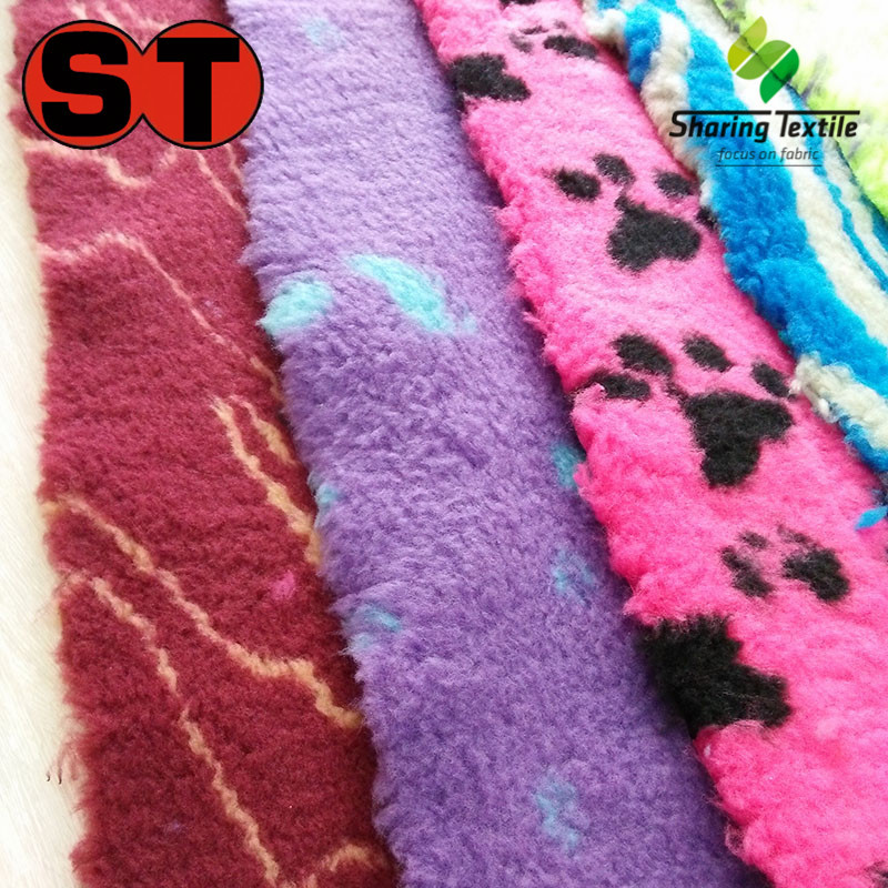 厂家直接供应小狗用品毛绒/小狗用品人造毛皮/小狗长短毛绒产品