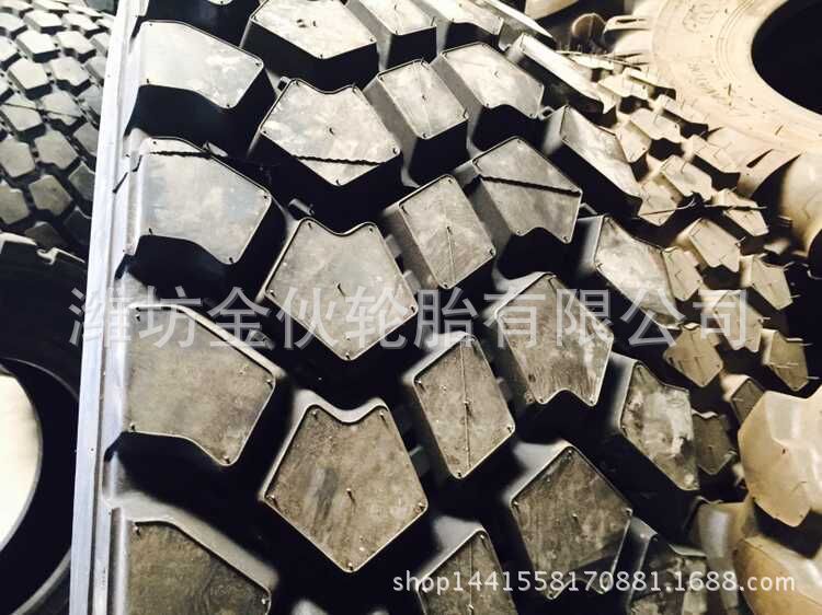 供应 335/70R22.5  三角轮胎 防爆轮胎 越野轮胎TRY66