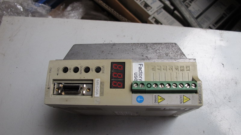 台州信达 二手三菱驱动器 MR-C40A-UE 保修三个月 询价