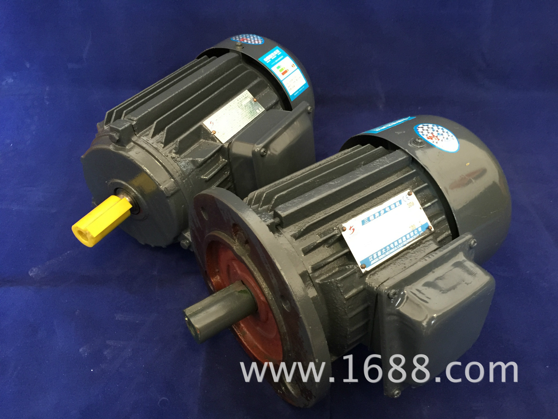 已淘汰厂家供应三相异步电动机YX3-355L-2 315kw2电机