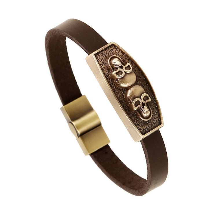 One-piece delivery skull cowhide men's bracelet antique copper metal bracelet bracelet European and American genuine leather bracelet