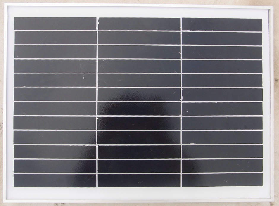 solar energy assembly Glass layer Pressing plate 18V20W Efficient Monocrystalline Solar assembly