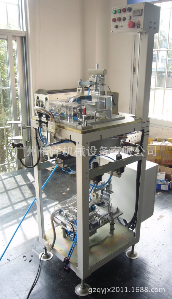 רҵ�������Ǳ��е�ξ�ˮ�ڼ��л�����ƽ̨