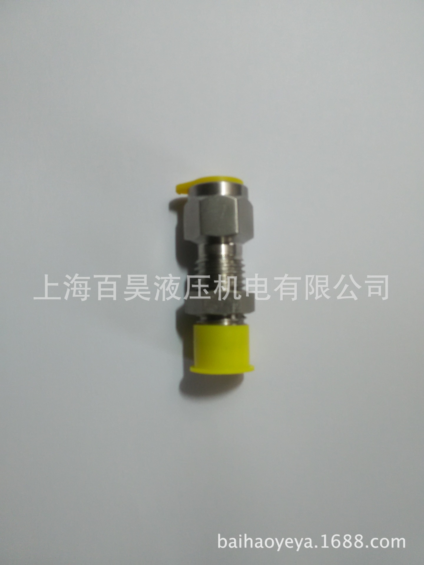 大量供应不锈钢隔板式压力表接头SMA20-G1/4-P-OR-SS