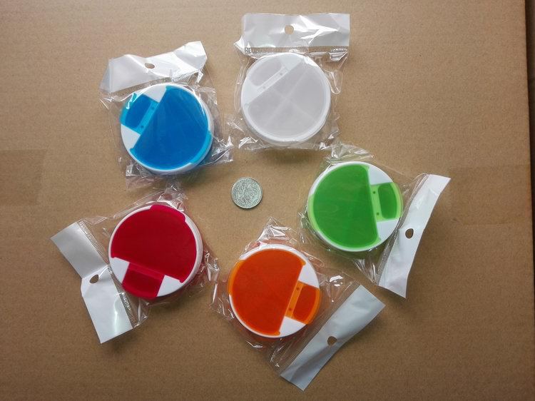 4格圆形药盒 4格旋转药盒 四格塑料圆形旋转小药盒 可印logo