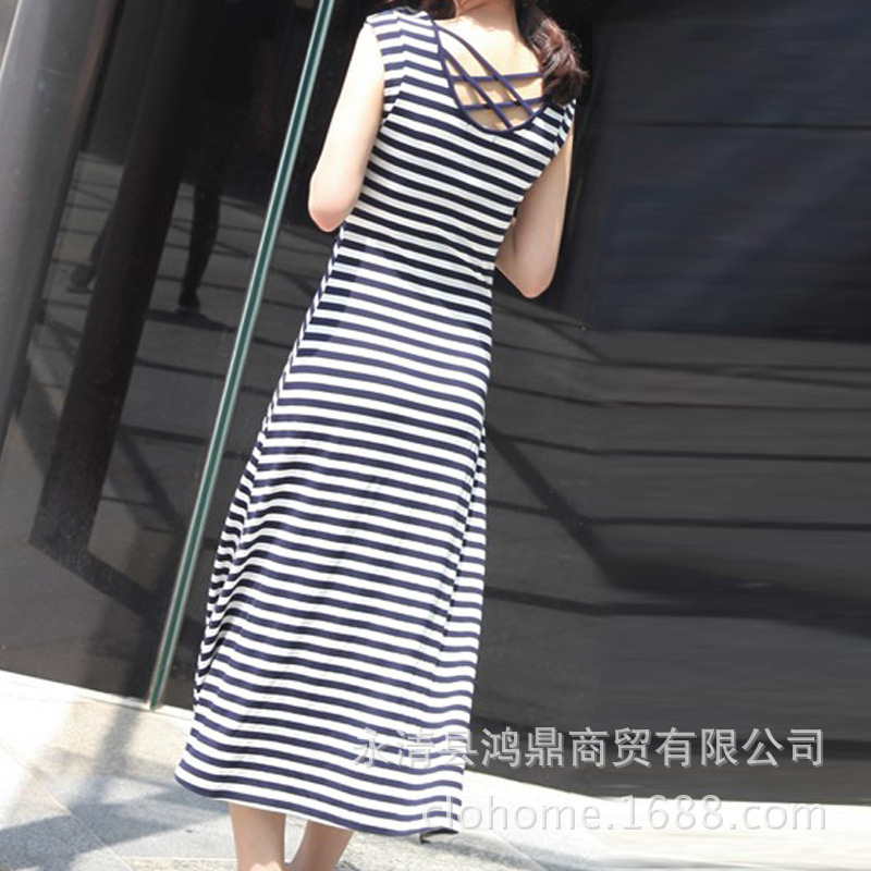 New large plus fat size Cross back dress too striped 200kg fat mm long skirt beach skirt women