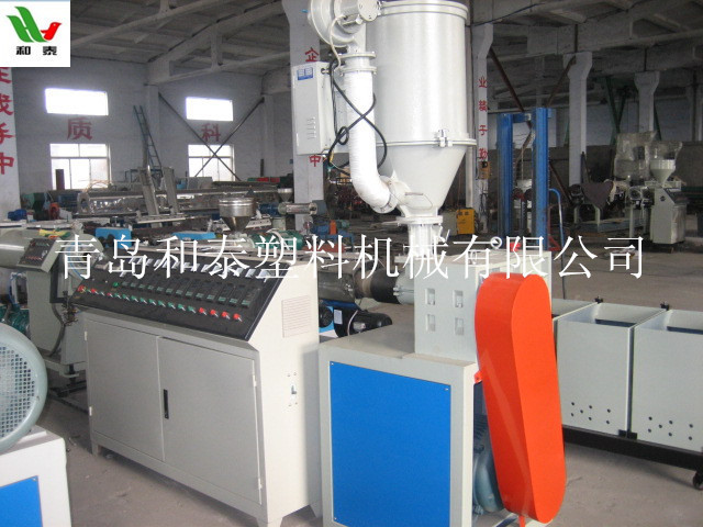 擠出機(jī)