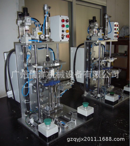 ����ֱ�����ڲ���װ�õ��ڲ����豸T10 Bulb���Զ�����װ��