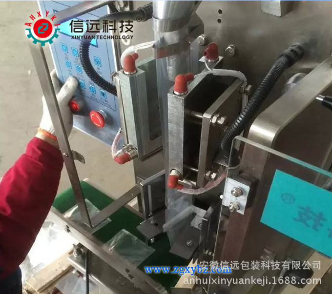 植保液体灌装机|生物花肥液体灌装机