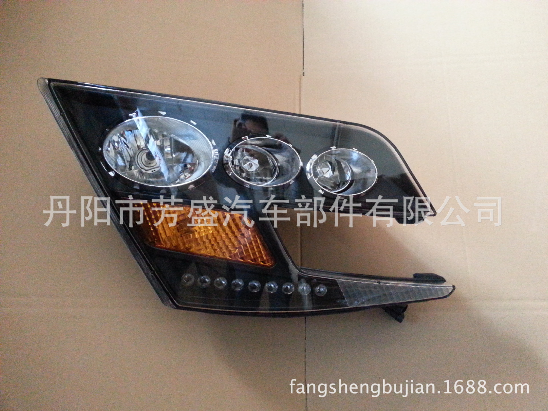 ZS-KC-05 XML6126大燈