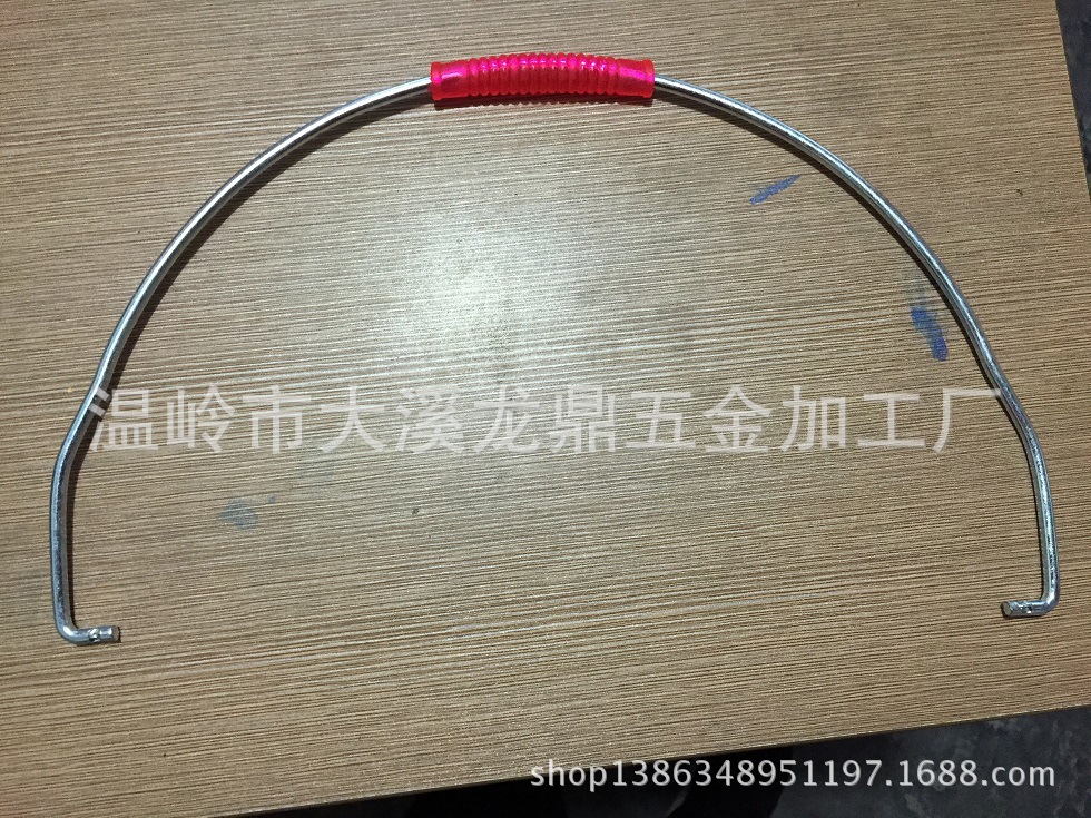 6.0*38开口耳朵PVC圆形红色桶把，水桶提手、塑料桶提手