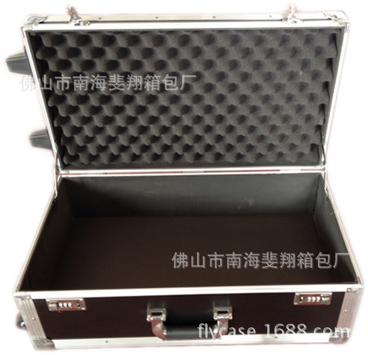 厂家定做各种优质铝合金箱 手提多功能工具箱 拉杆箱 拉杆工具箱