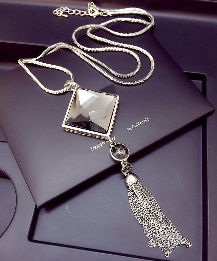 2566536291_1297619167