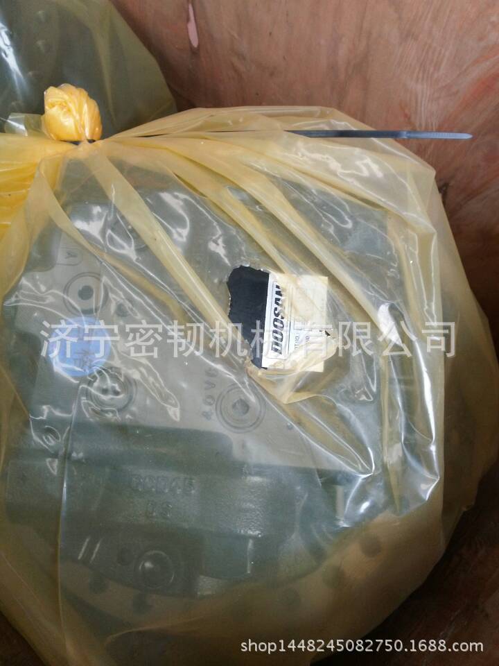 山重建机挖掘机JCM924行走马达230-46-00000