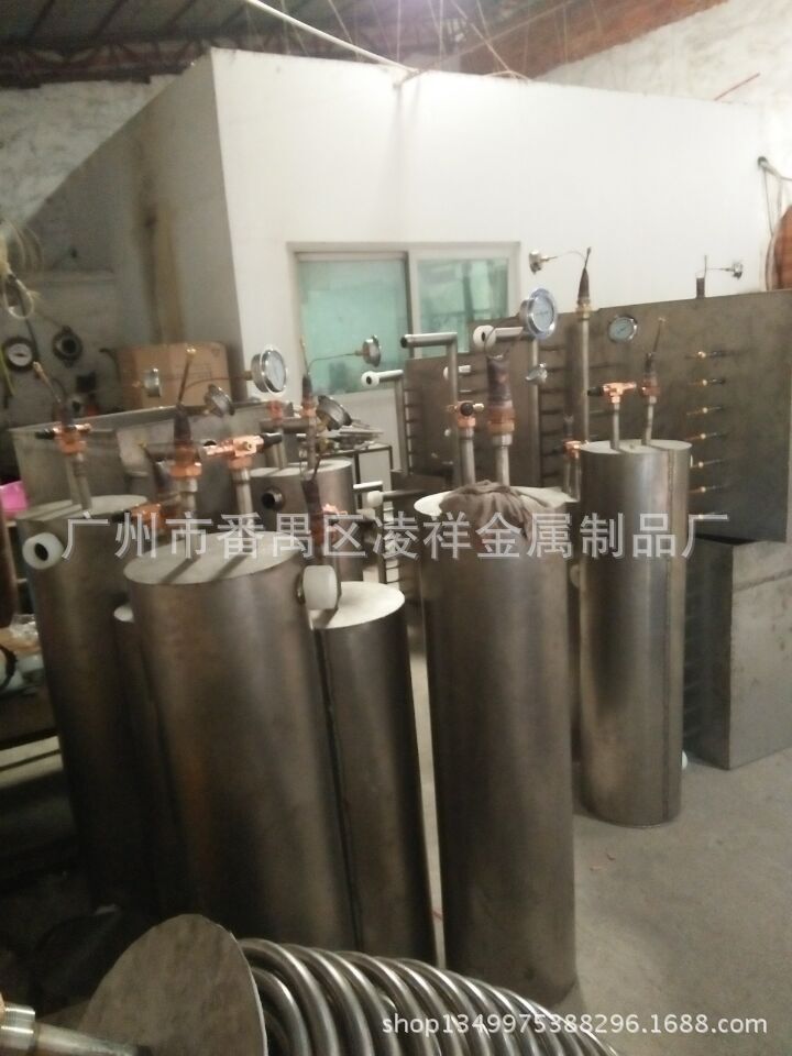 优质纯钛管换热器批发专业电镀设备专用钛管蒸气换热器系列
