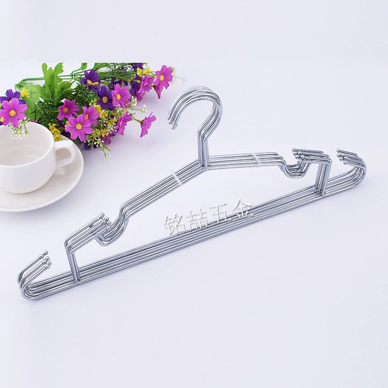 Metal hanger, windproof non-slip protection buckle
