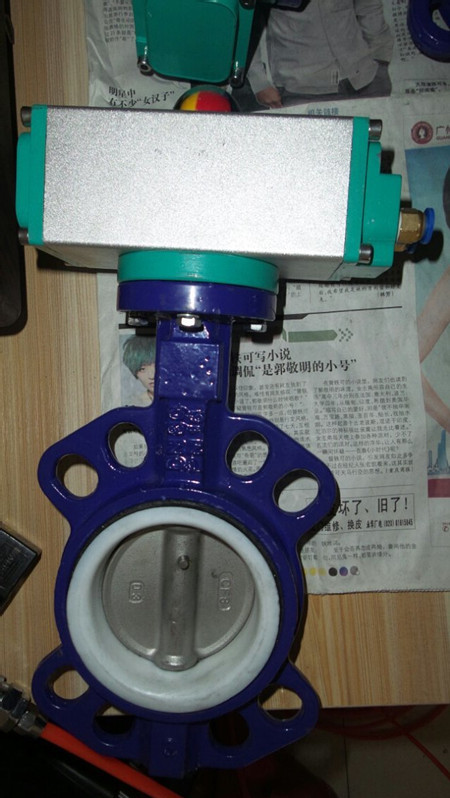 AW单控弹簧复位气动金属硬密封对夹式蝶阀