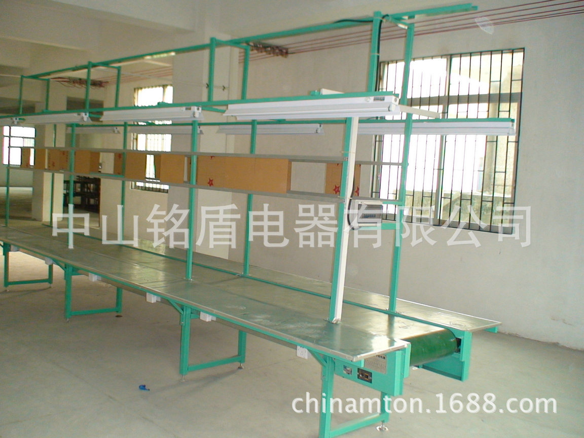 开关插座组装台