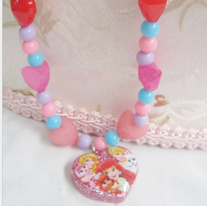 Cartoon children's plastic glue, crystal necklace, pendant for princess